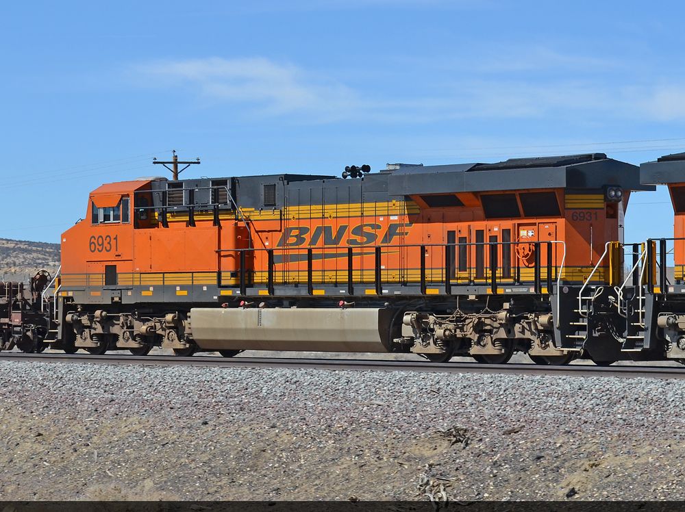 BNSF 6931